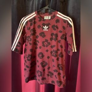 Adidas leopard t shirt
